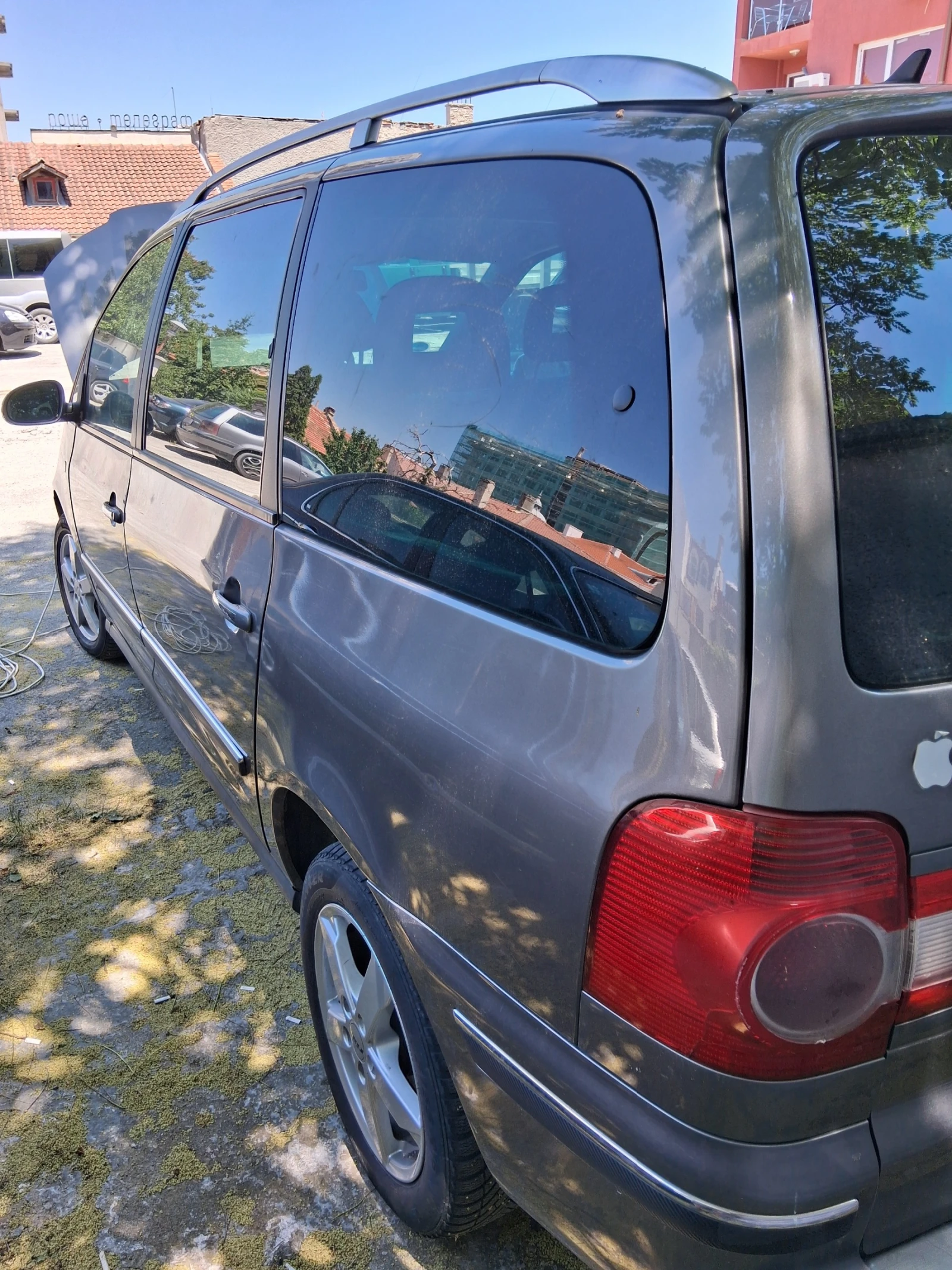 VW Sharan 2000 - изображение 5