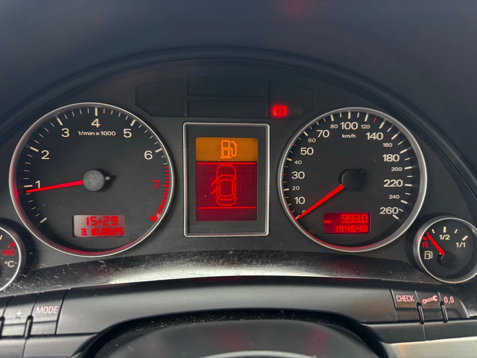 Audi A4 1.6-102* КЛИМА* НОВ ВНОС*  - изображение 8