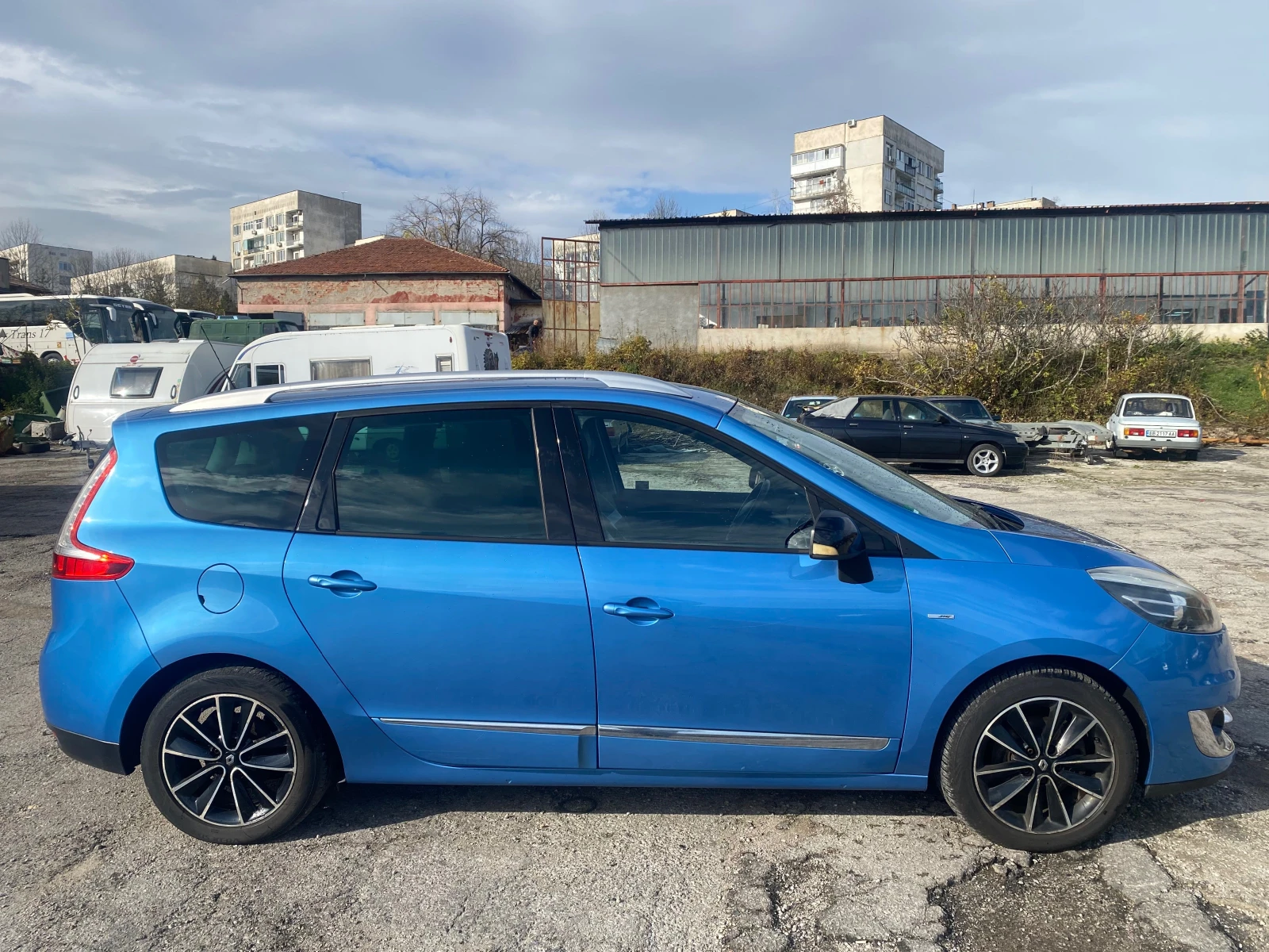 Renault Scenic 1.6DCI -7 места - изображение 3