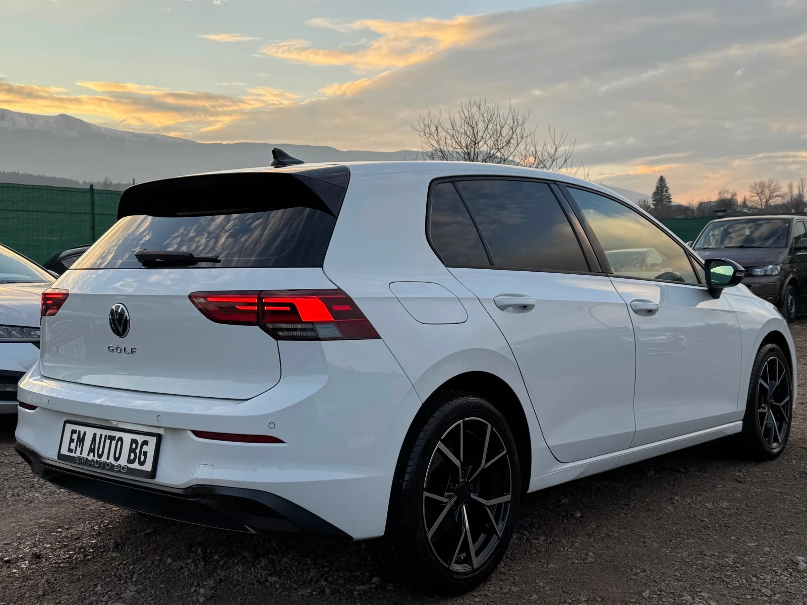 VW Golf 8 2.0TDI DSG 150hp - изображение 4