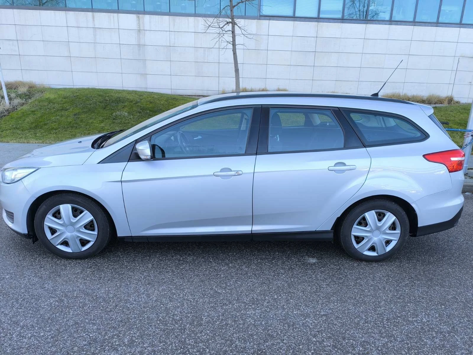 Ford Focus 1.5d Euro6 - изображение 7