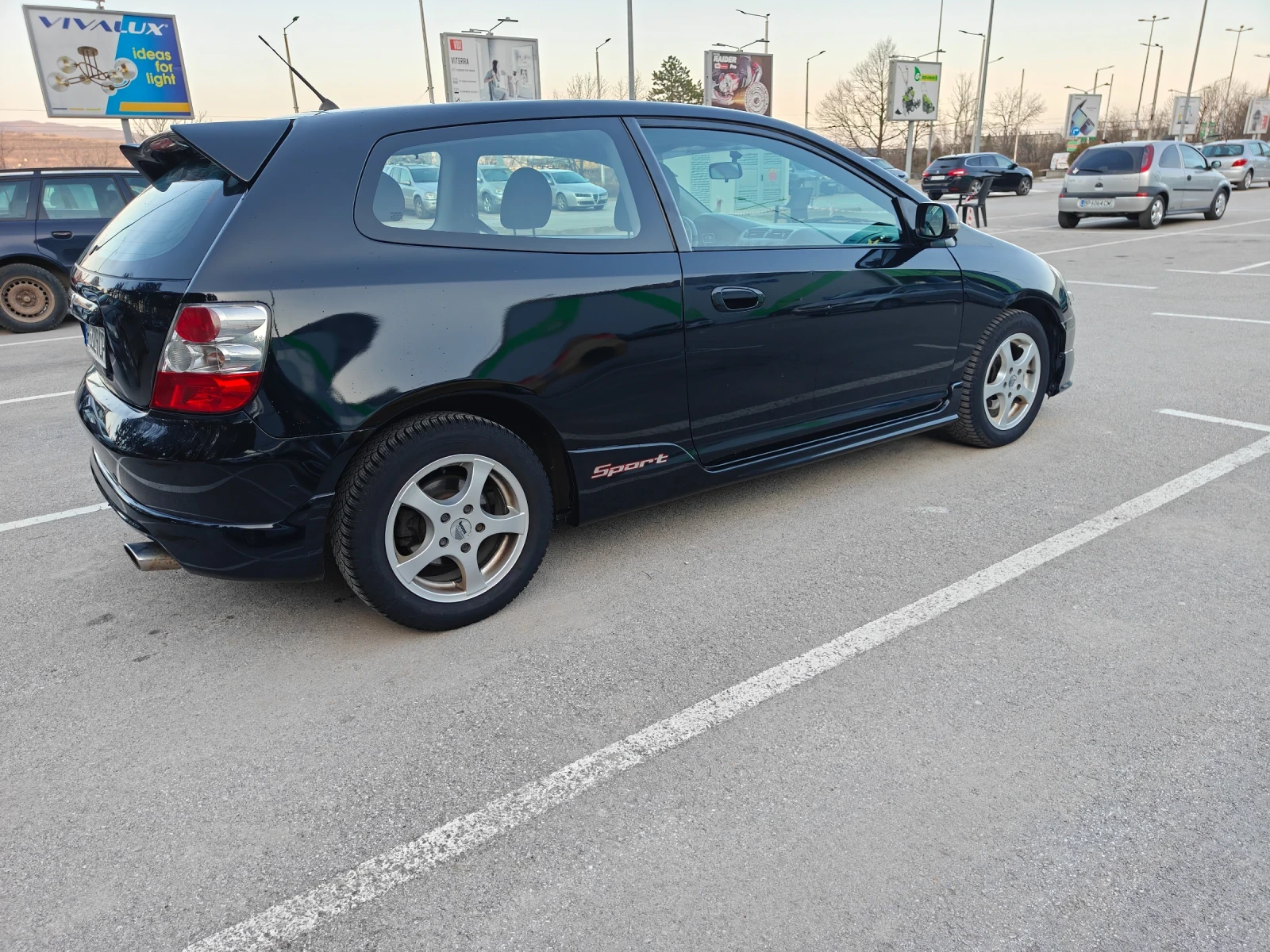 Honda Civic 1.4i Sport, снимка 4 - Автомобили и джипове - 53815938