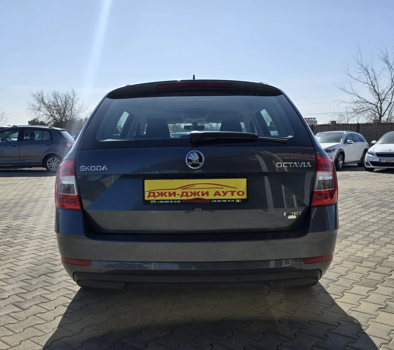 Skoda Octavia 1.5TGI, снимка 5 - Автомобили и джипове - 53892730