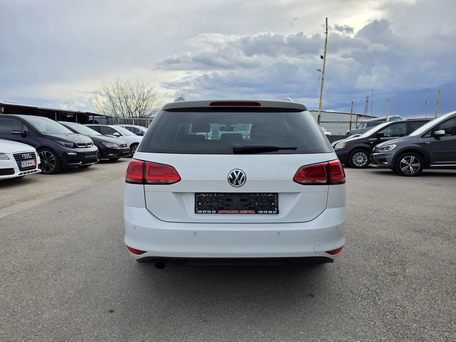VW Golf 1.6TDI, снимка 5 - Автомобили и джипове - 54009756