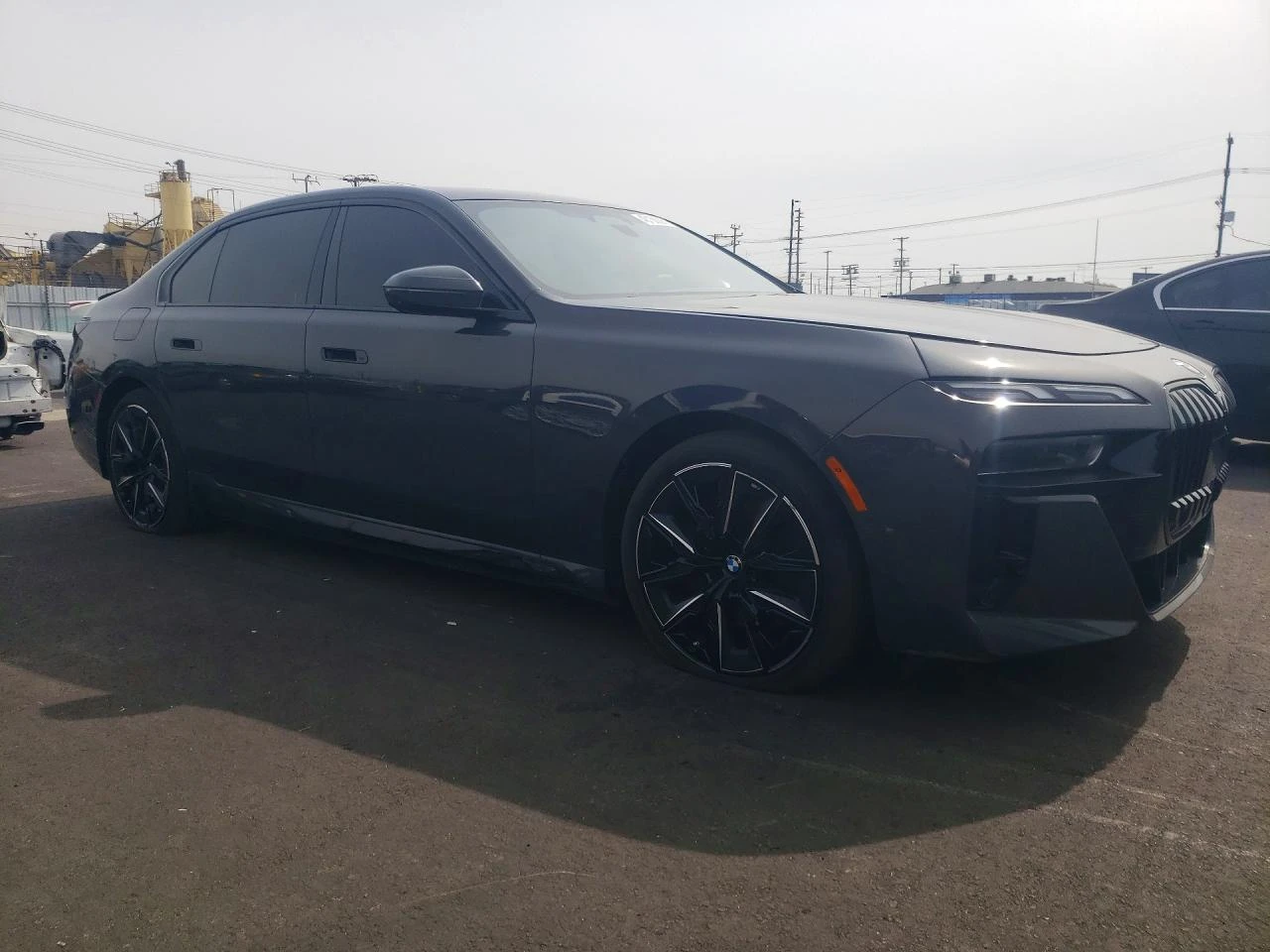 BMW i7 xDrive60, снимка 4 - Автомобили и джипове - 54093379