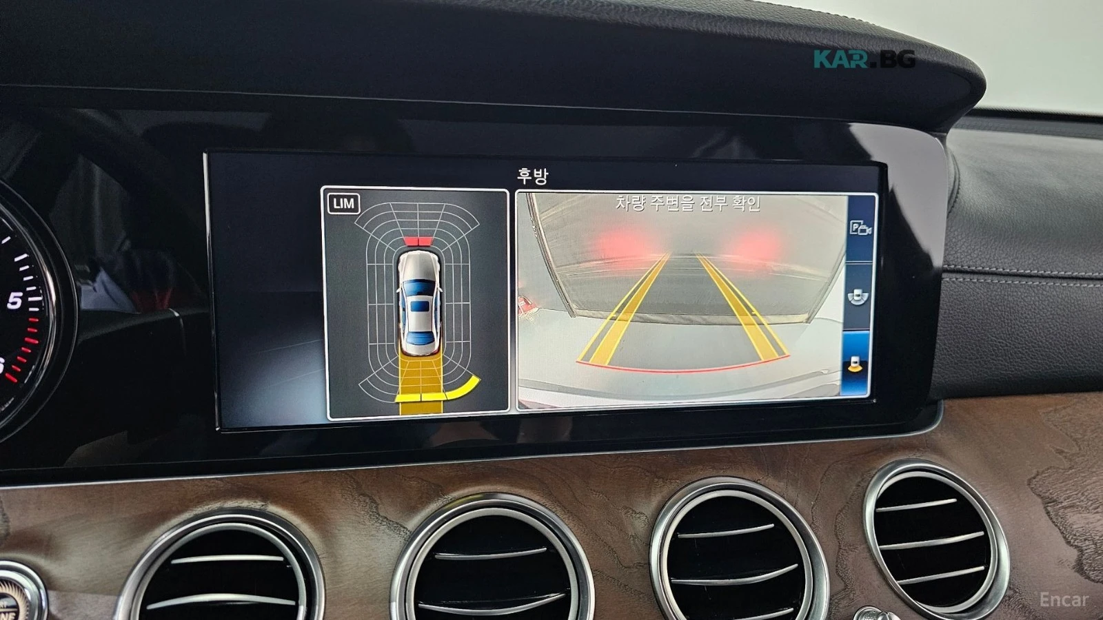 Mercedes-Benz E 220 * ПАНО* KEYLESS* Camera* ПОДГРЕВ* LED* , снимка 13 - Автомобили и джипове - 55134500