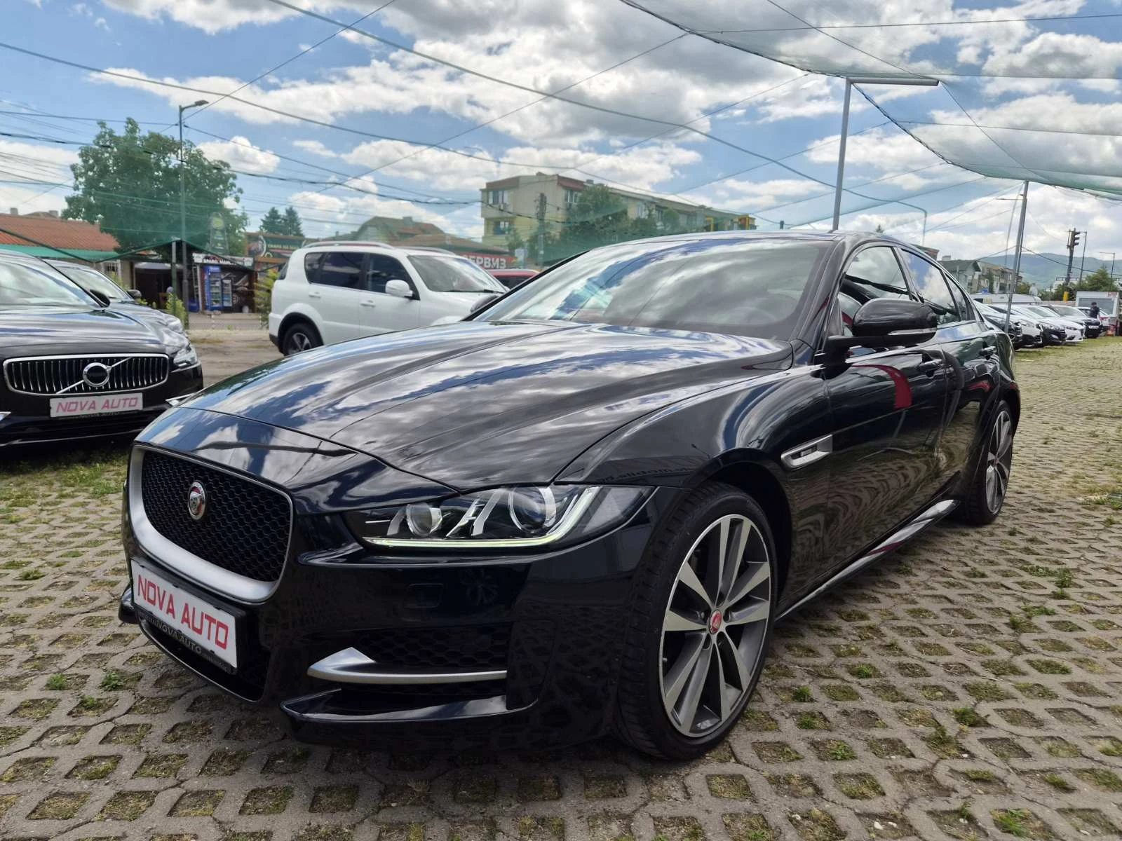 Jaguar XE 2.0D-4X4-R SPORT-143000км-СУПЕР СЪСТОЯНИЕ