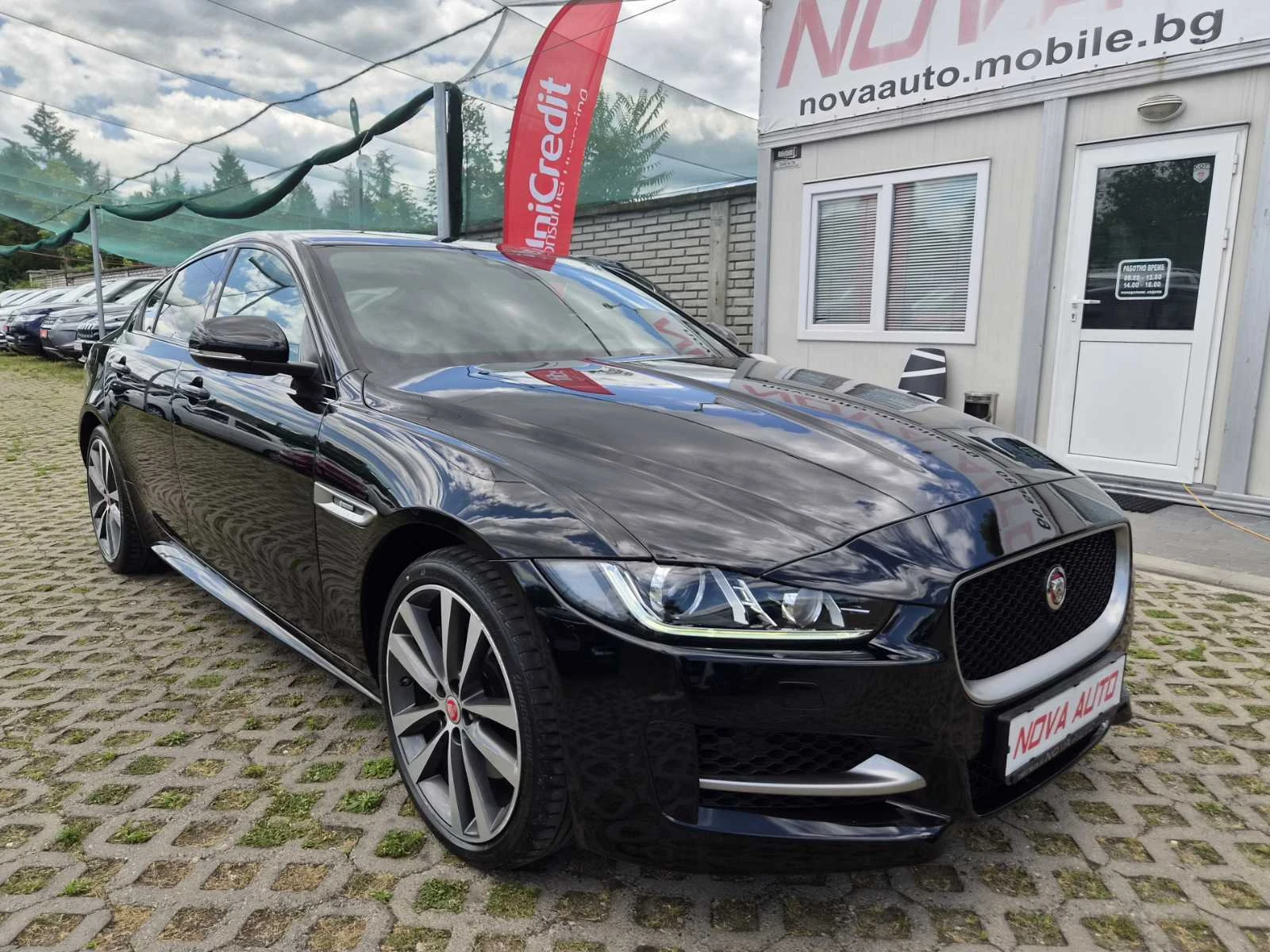 Jaguar XE 2.0D-4X4-R SPORT-143000км-СУПЕР СЪСТОЯНИЕ, снимка 5 - Автомобили и джипове - 55225668