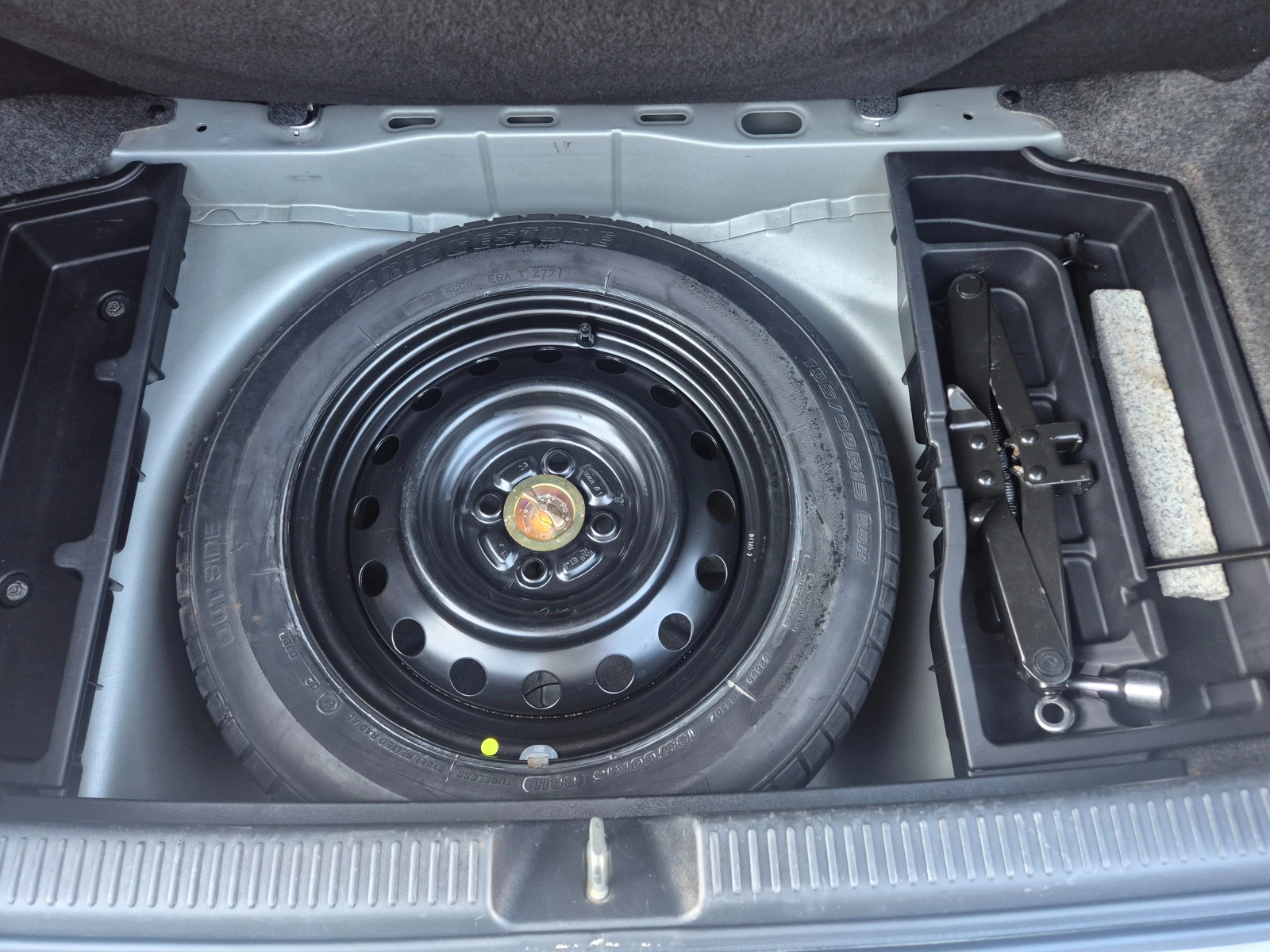 Toyota Corolla 1.4 D4D | Mobile.bg � ����������� 15