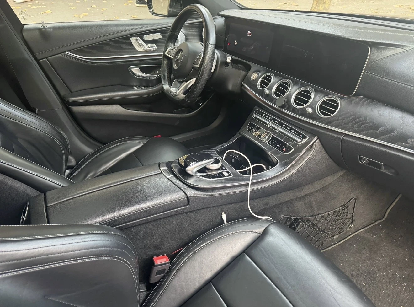 Mercedes-Benz E 200 ///AMG 9G/BURMESTER/PANO-360KAMERA-NAPA/DIGITAL, снимка 3 - Автомобили и джипове - 55450560