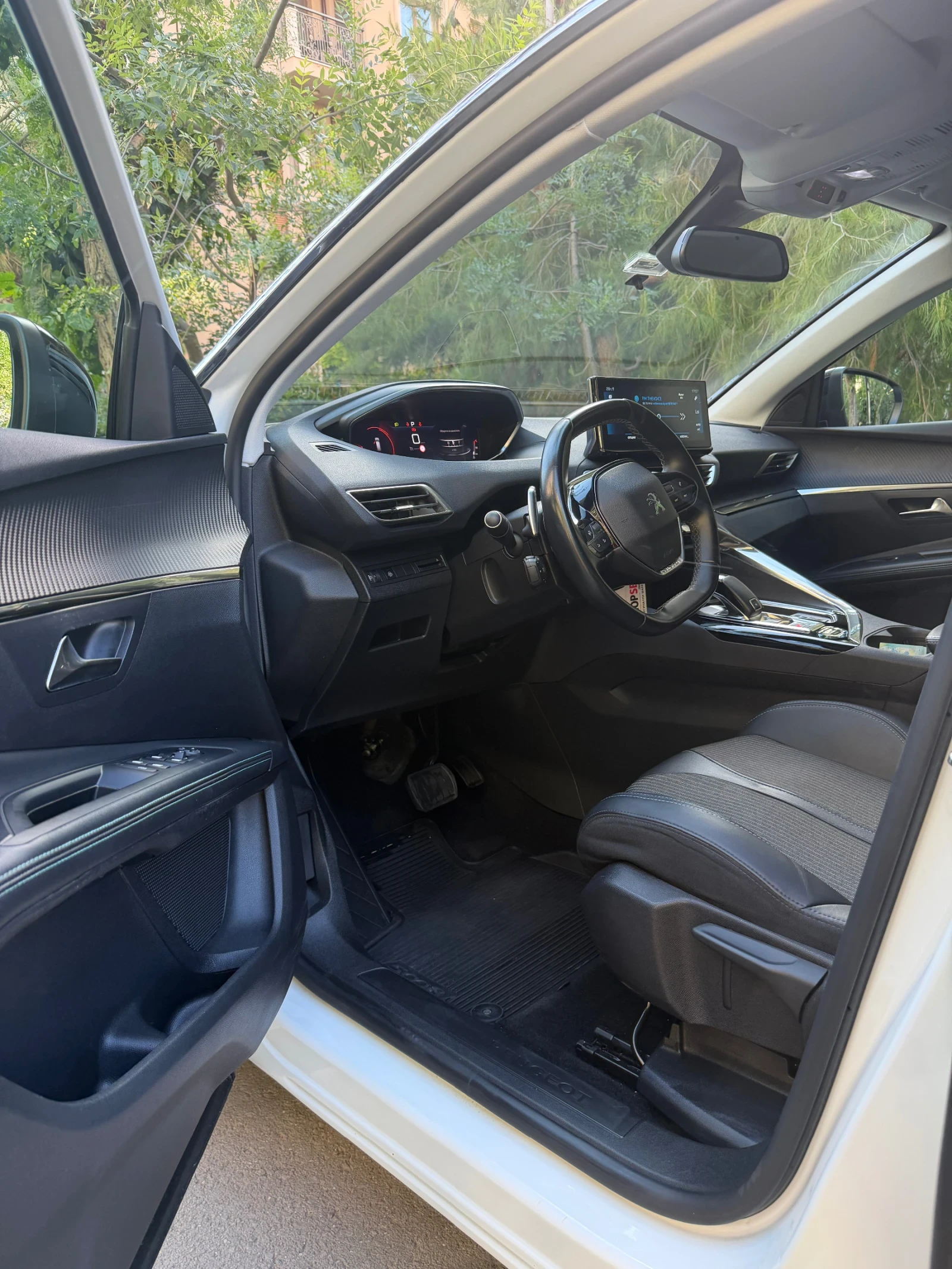 Peugeot 5008 ALLURE 1.5 Blue HDi EURO 6, снимка 14 - Автомобили и джипове - 55567892