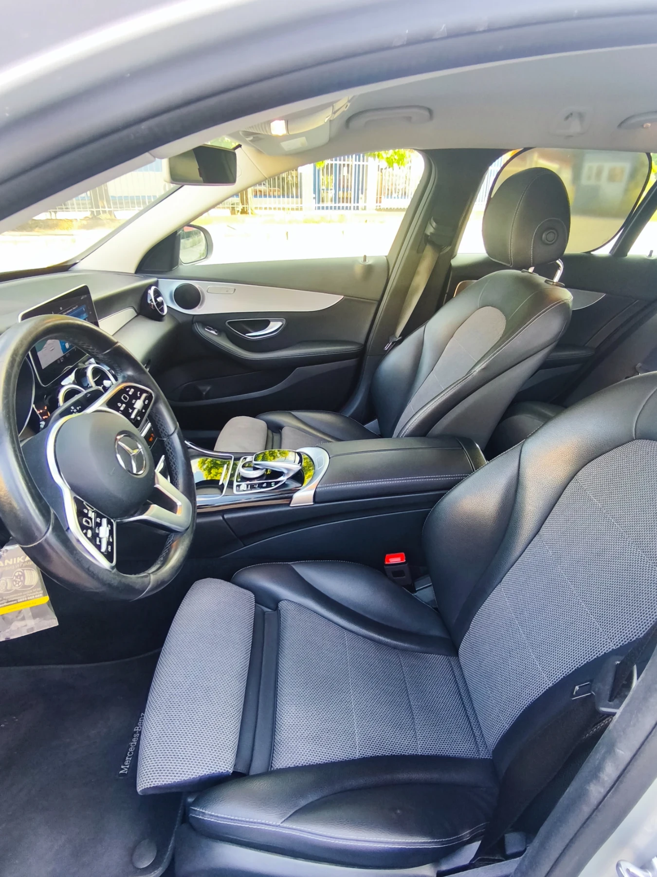 Mercedes-Benz C 200, снимка 9 - Автомобили и джипове - 55637269