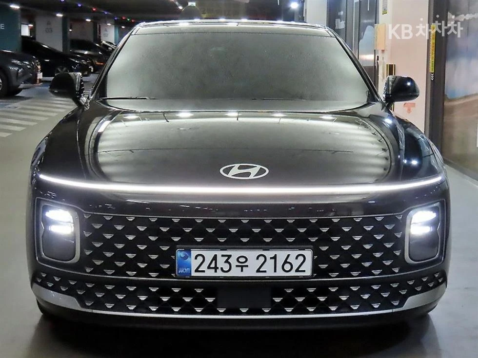 Hyundai Grandeur, снимка 2 - Автомобили и джипове - 56206296