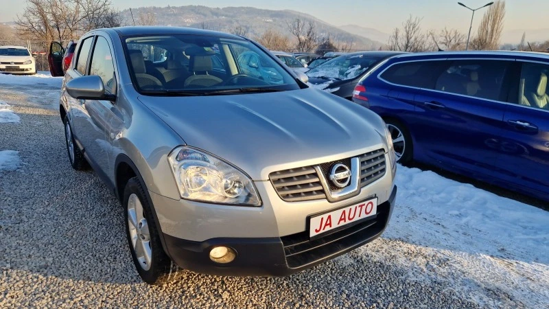 Nissan Qashqai 2.0-140кс.автомат., снимка 3 - Автомобили и джипове - 43946118