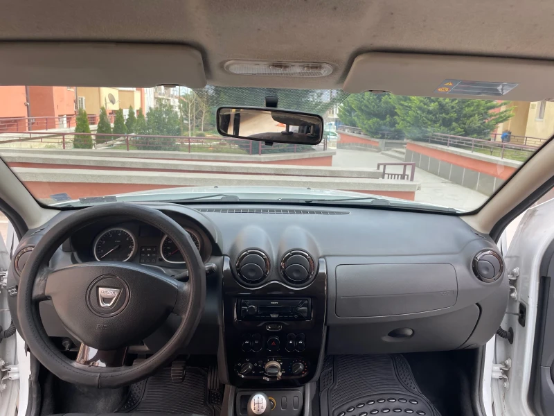 Dacia Duster, снимка 6 - Автомобили и джипове - 51604906