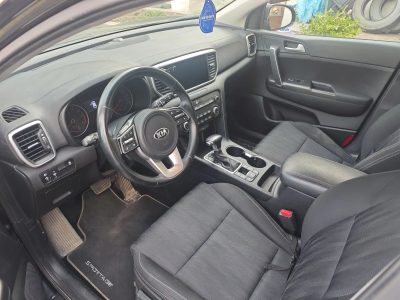 Kia Sportage, снимка 15 - Автомобили и джипове - 52567608