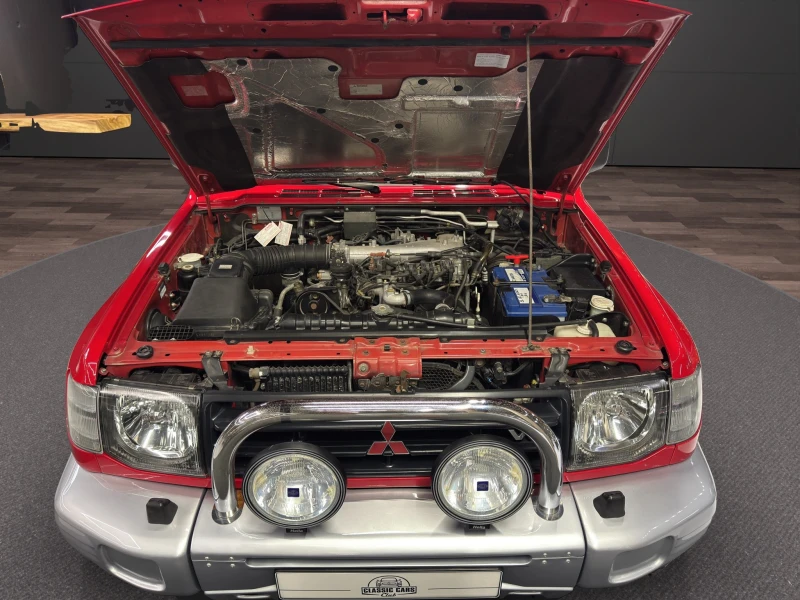 Mitsubishi Pajero 3500 V6/24V, снимка 16 - Автомобили и джипове - 51721469