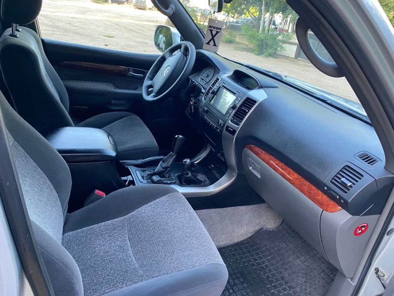 Toyota Land cruiser 3.0 D4D 166 к.с., снимка 9 - Автомобили и джипове - 52092884