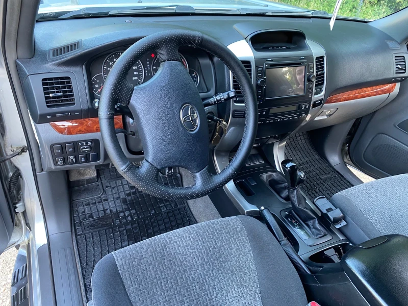 Toyota Land cruiser 3.0 D4D 166 к.с., снимка 10 - Автомобили и джипове - 52092884