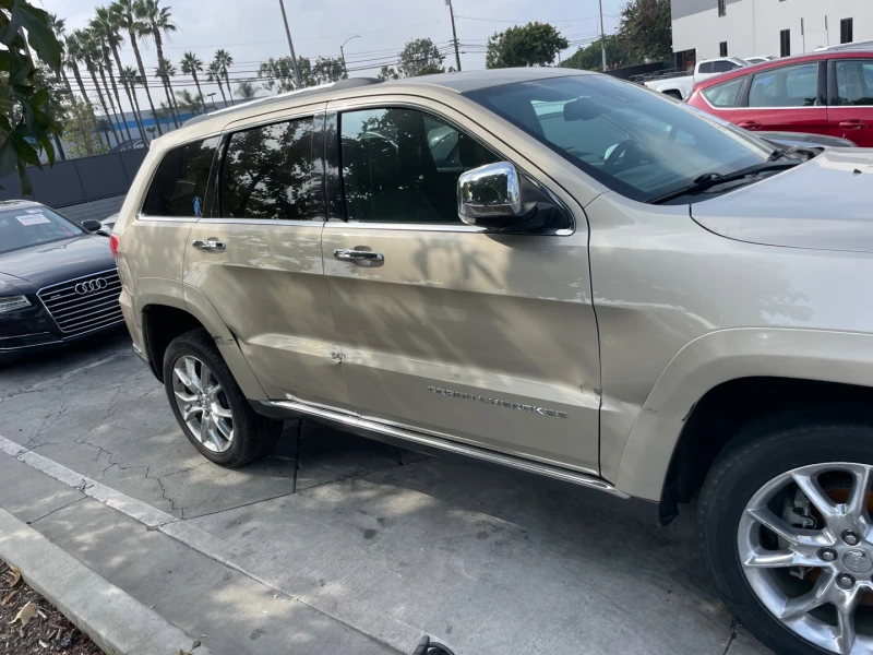 Jeep Grand cherokee 3.6 SUMMIT 4X4 8ZF * Видео, снимка 6 - Автомобили и джипове - 52267363