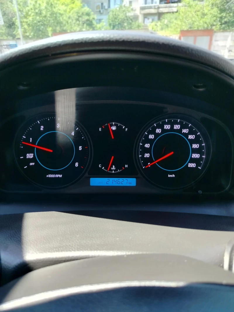 Chevrolet Captiva, снимка 11 - Автомобили и джипове - 52775224