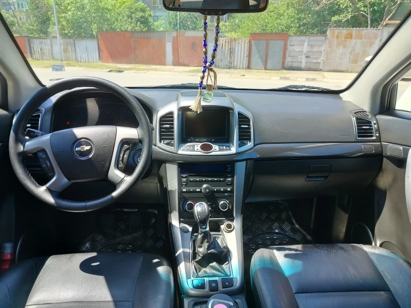 Chevrolet Captiva, снимка 6 - Автомобили и джипове - 52775224