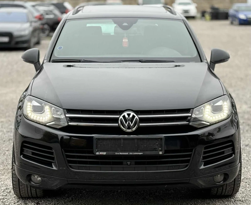 VW Touareg 4.2TDI R line , снимка 5 - Автомобили и джипове - 53447427