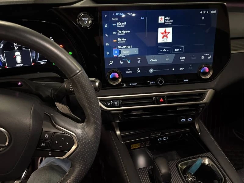Lexus RX 500h * ПРЕДСТАВИТЕЛСТВО НА ЛЕКСУС * ДИСТРОНИК * ОБДУХВА, снимка 10 - Автомобили и джипове - 55801165