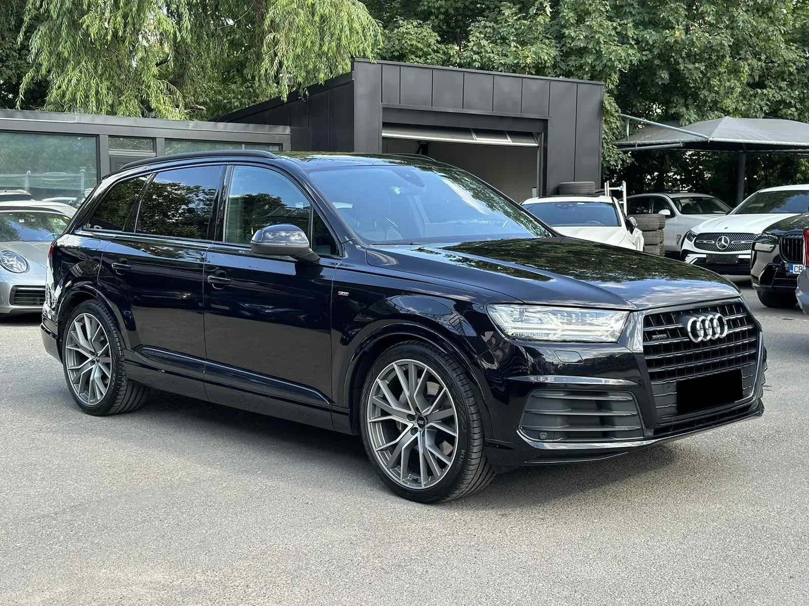 Audi Q7  S Line - изображение 5