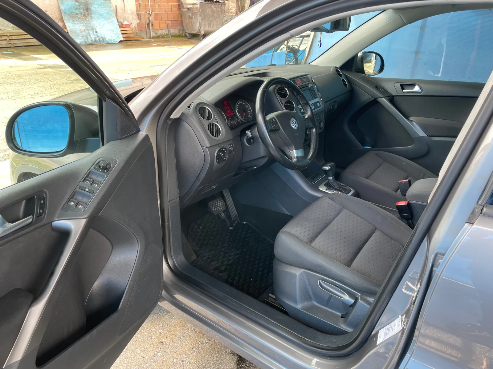 VW Tiguan 2.0 TDI DSG - изображение 8
