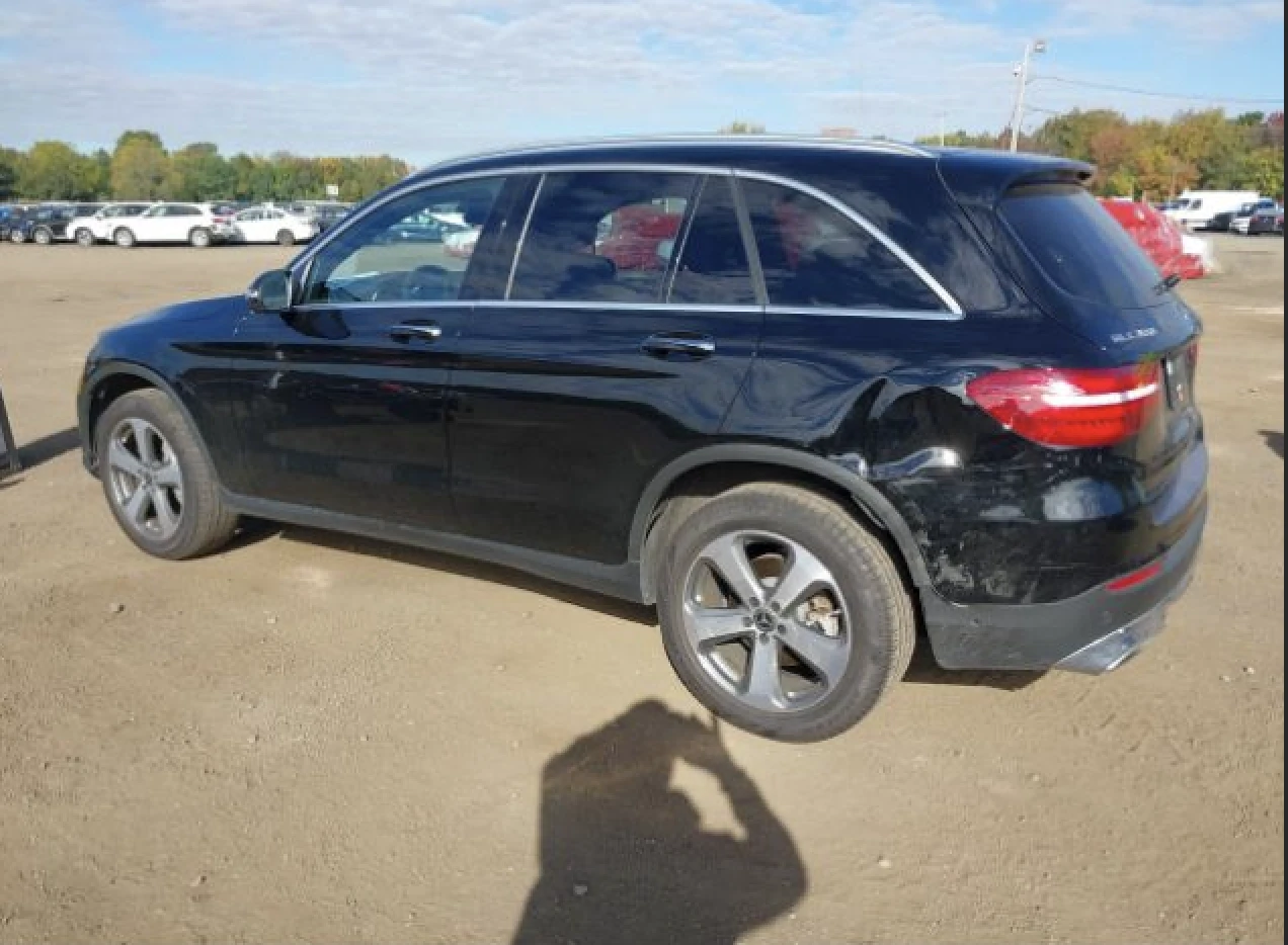 Mercedes-Benz GLC 300 KEYLESS, ПОДГРЕВИ, ДВОЙНА ПАНОРАМА - изображение 6