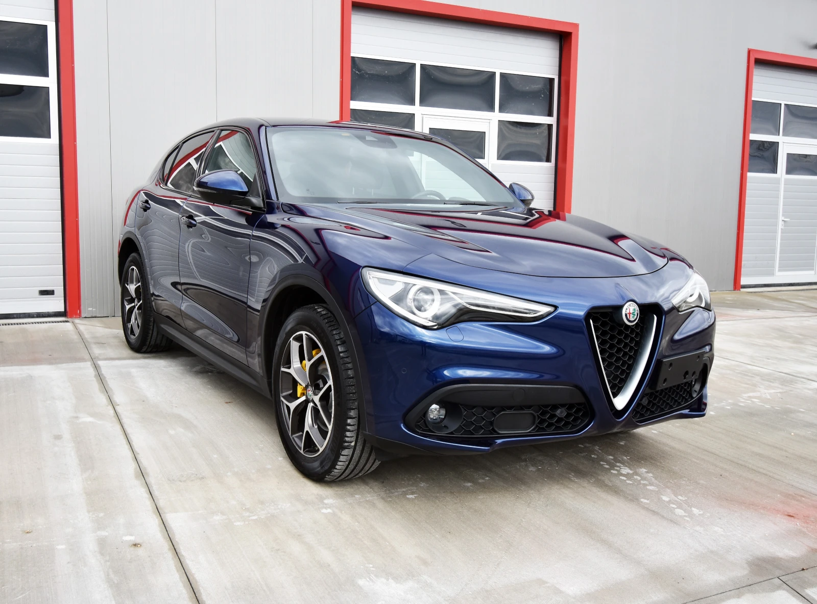 Alfa Romeo Stelvio Sport Q4 210кс 