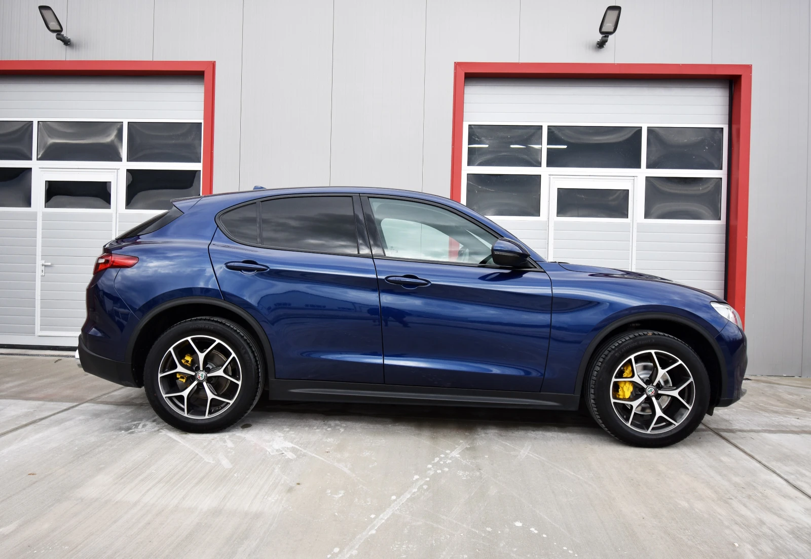 Alfa Romeo Stelvio Sport Q4 210кс , снимка 5 - Автомобили и джипове - 54095982