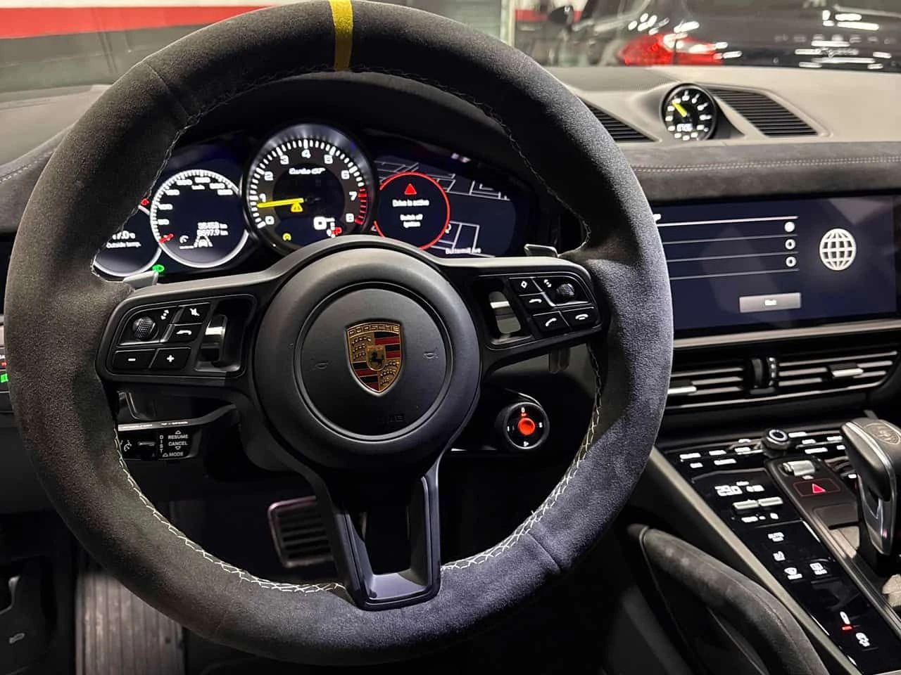 Porsche Cayenne * Turbo GT * CARBON* ДИСТРОНИК* 360 КАМЕРА* , снимка 11 - Автомобили и джипове - 54192085