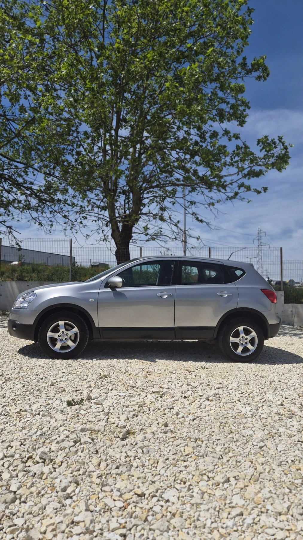 Nissan Qashqai 2.0 dCI , снимка 4 - Автомобили и джипове - 54607176