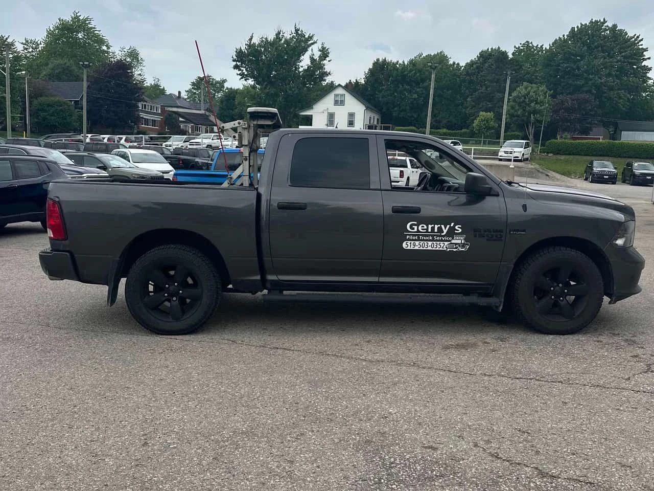 Dodge RAM 1500 * Express * CARFAX * ОТ ПРЕДСТАВИТЕЛСТВО * , снимка 3 - Автомобили и джипове - 54867386