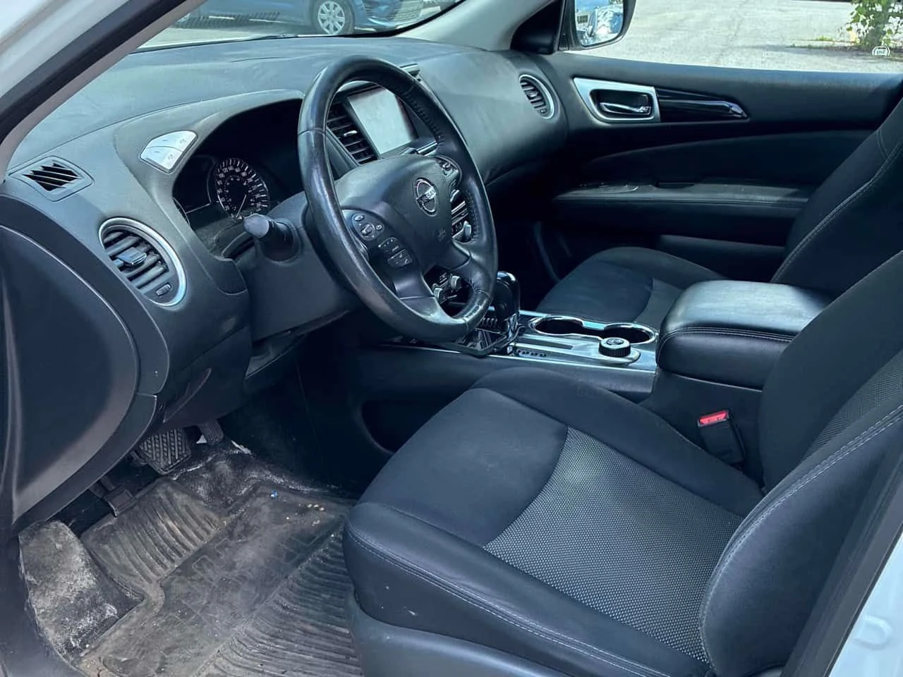Nissan Pathfinder * 4x4 * CARFAX * ЦЕНА ДО БГ, снимка 6 - Автомобили и джипове - 55050383
