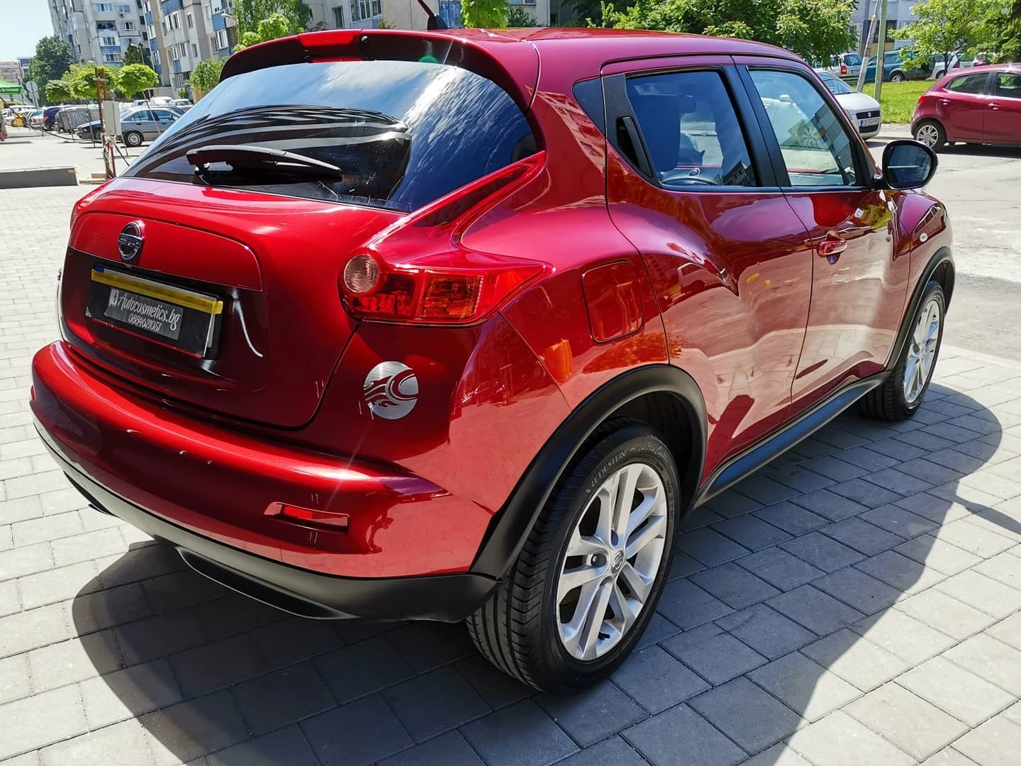 Nissan Juke 1.6 4x4, снимка 2 - Автомобили и джипове - 55171137