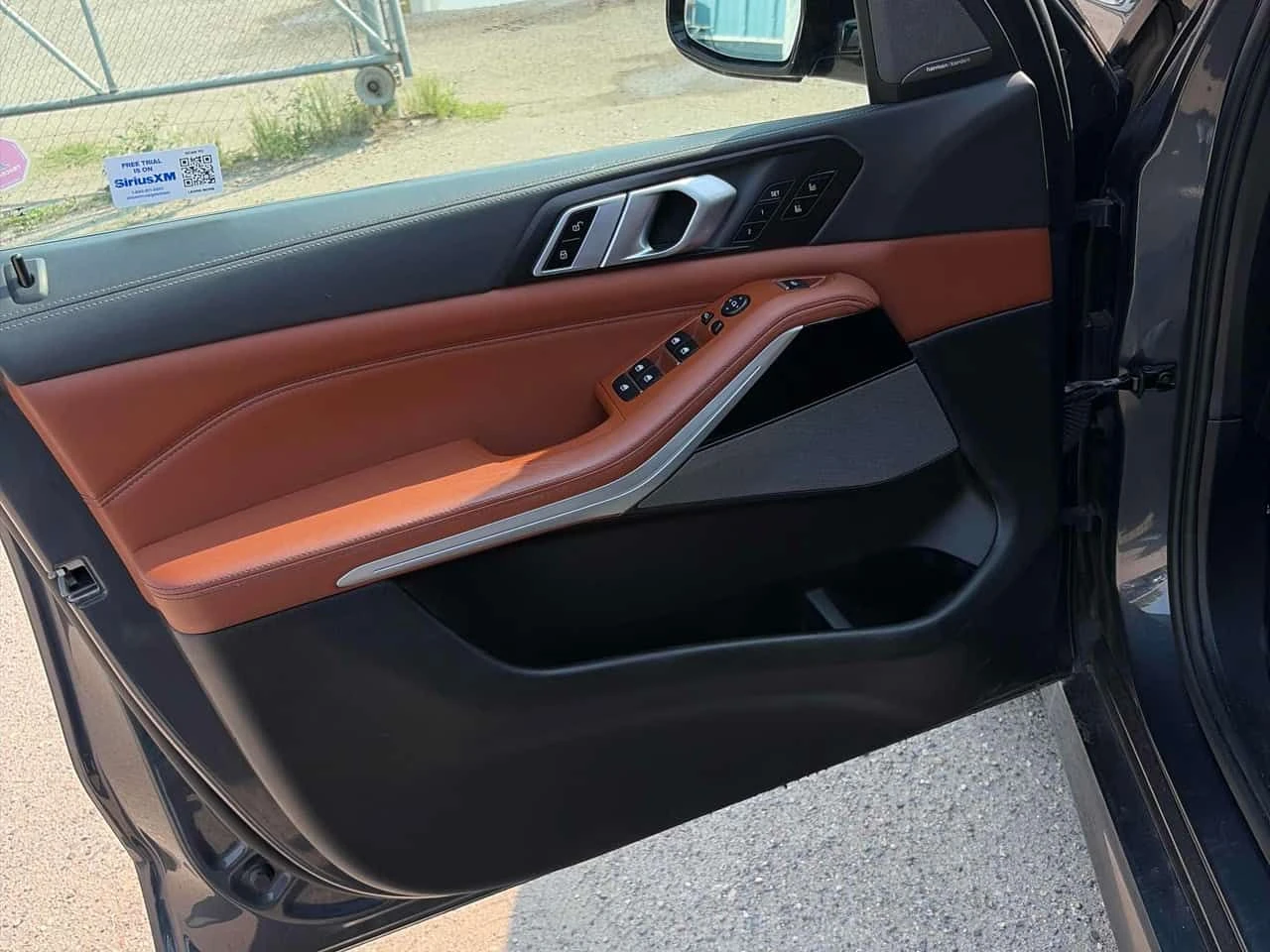 BMW X5 * M50i * CARFAX * ОПЦИЯ ЗА ФИНАНСИРАНЕ * , снимка 11 - Автомобили и джипове - 55481529