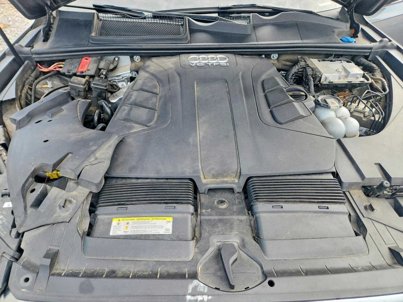 Audi Q7 3.0l Premium Plus, снимка 12 - Автомобили и джипове - 56084131