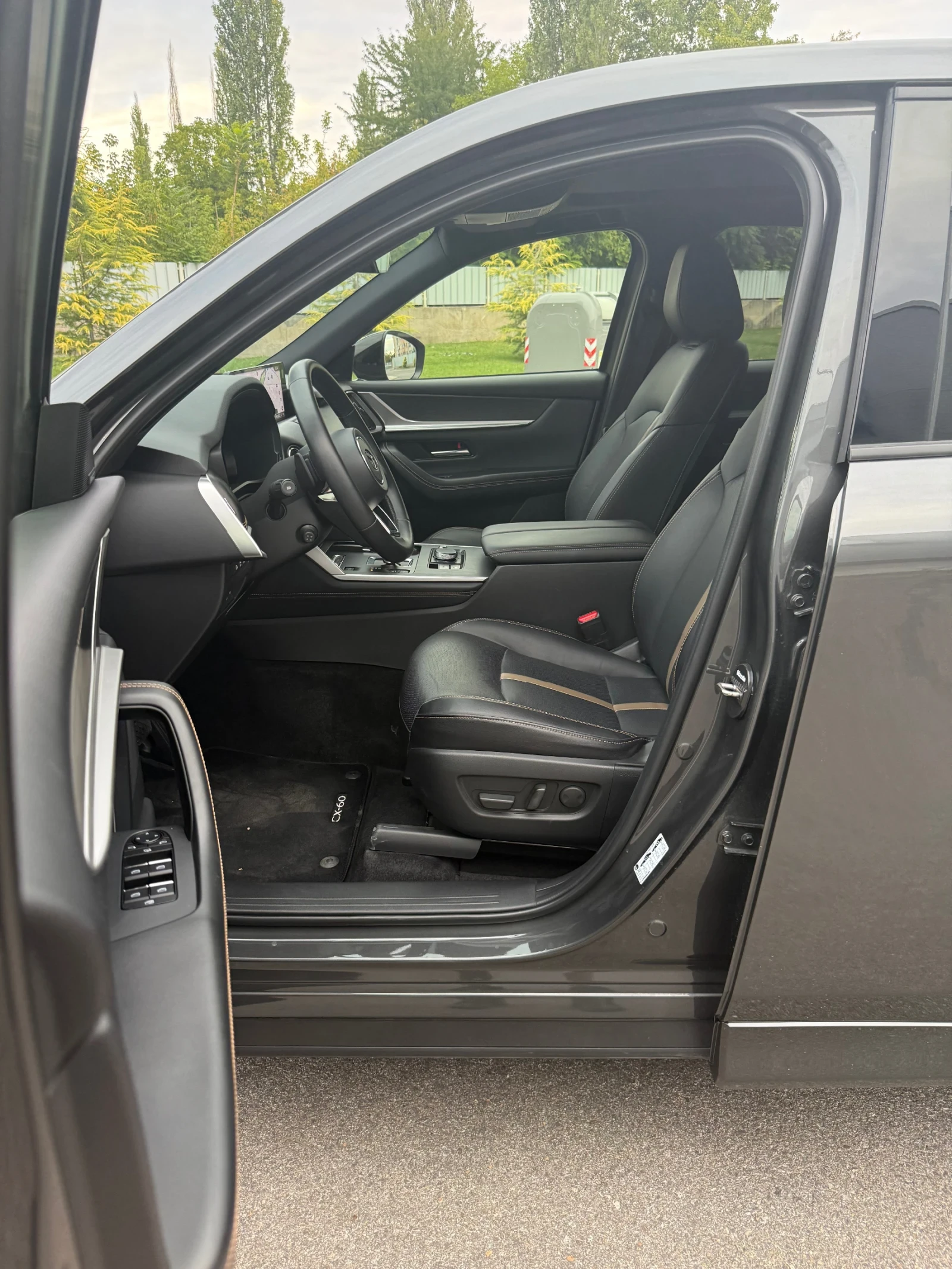 Mazda CX-60 CX-60 PHEV AWD , снимка 12 - Автомобили и джипове - 56119871