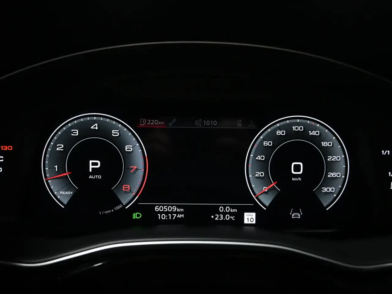 Audi Q8, снимка 13 - Автомобили и джипове - 56181157