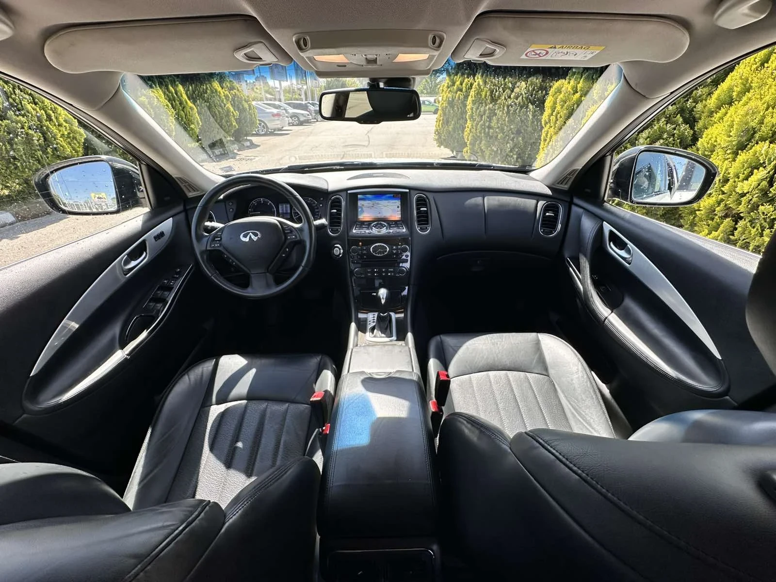 Infiniti QX50 3.0d/238hp/Швейцария , снимка 16 - Автомобили и джипове - 56303999