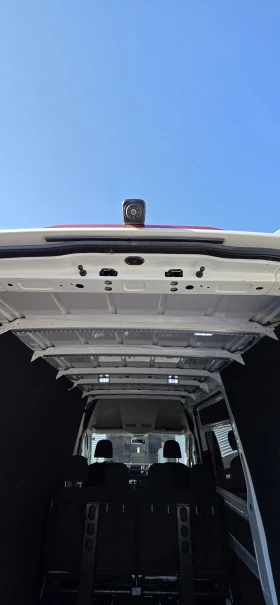 VW Crafter 2.0 TDI 177 | Mobile.bg    13