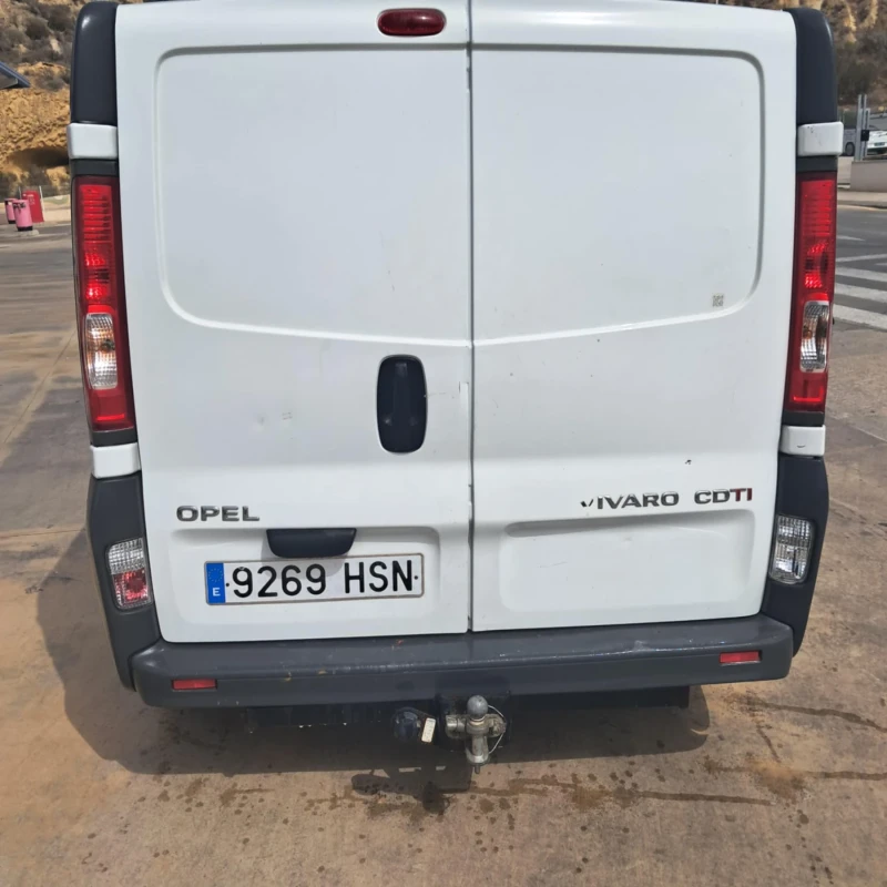 Opel Vivaro 2000, снимка 4 - Бусове и автобуси - 52849292