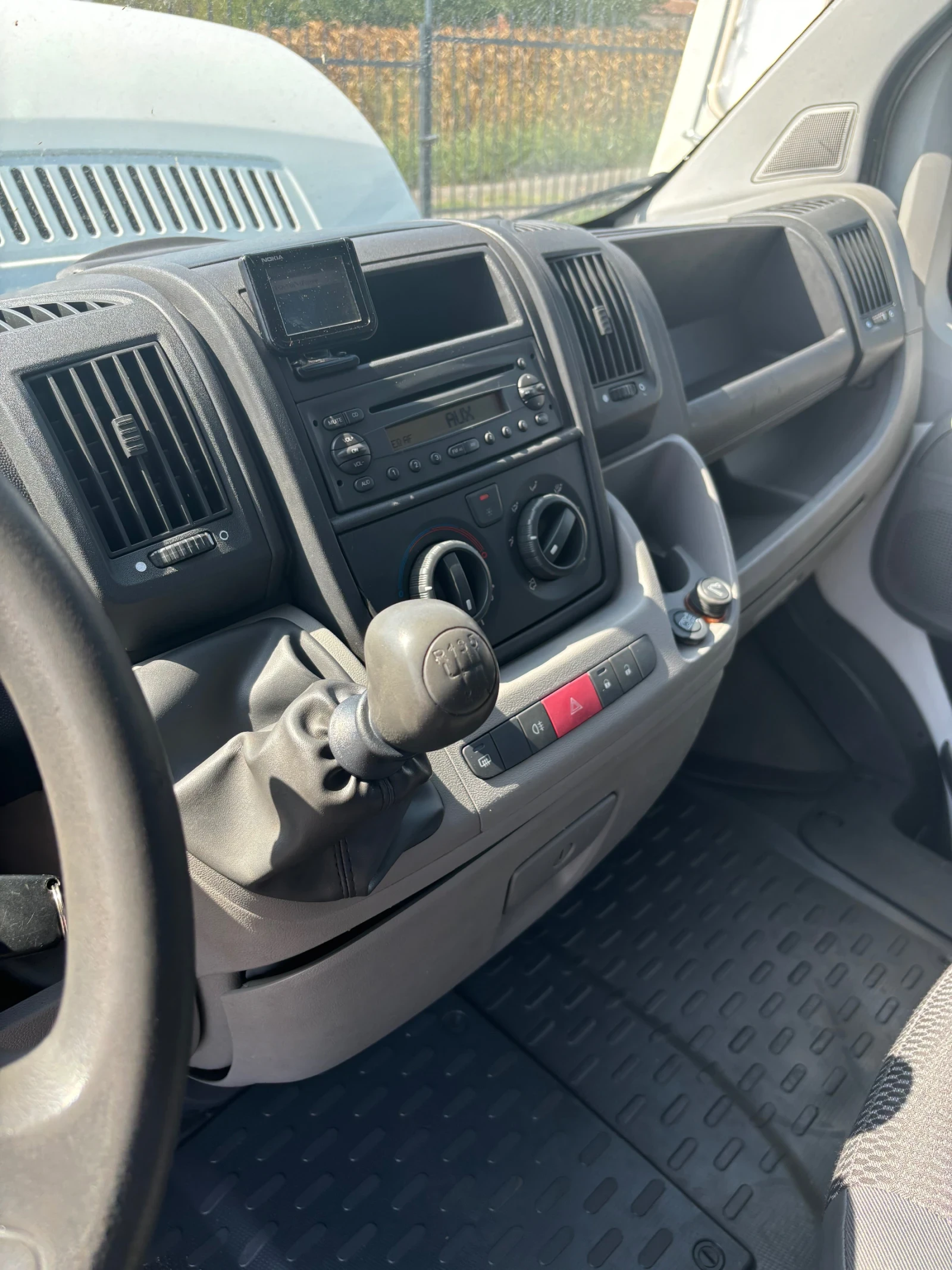 Citroen Jumper 2.2 - изображение 5