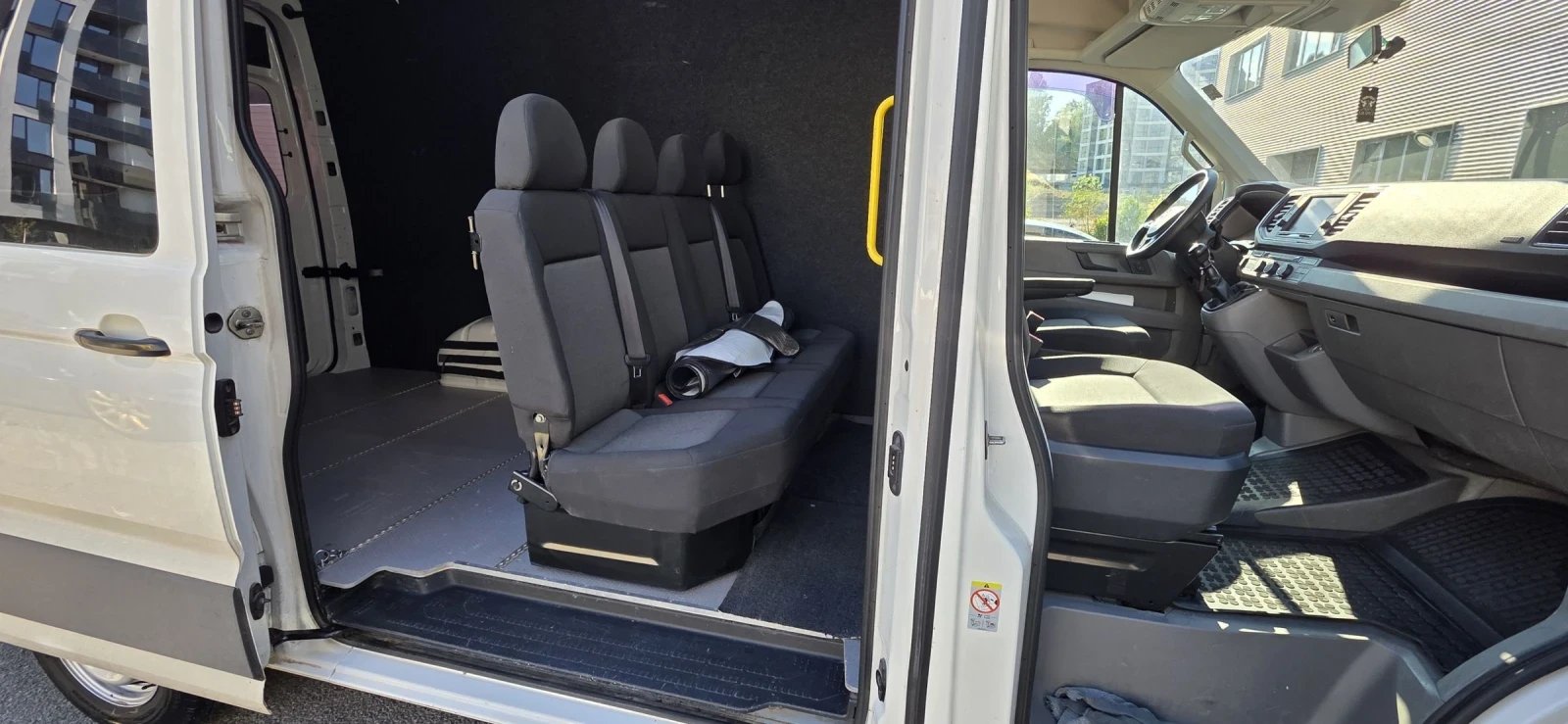 VW Crafter 2.0 TDI 177 | Mobile.bg   11