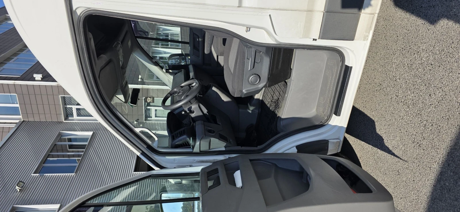 VW Crafter 2.0 TDI 177 | Mobile.bg   5