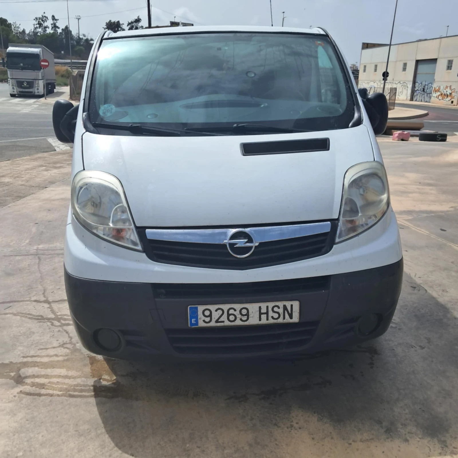Opel Vivaro 2000 - изображение 5