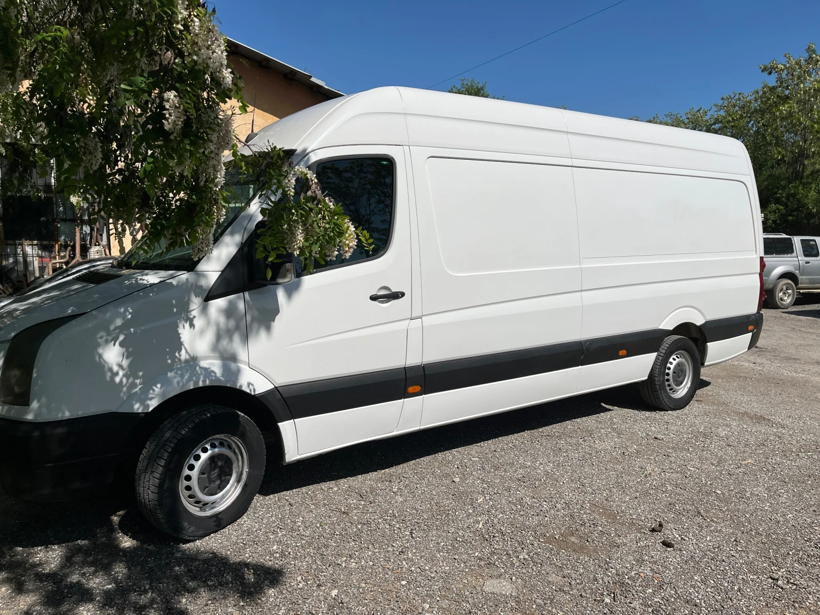 VW Crafter 2/5 TDI 136 hp бартер, снимка 5 - Бусове и автобуси - 54336134